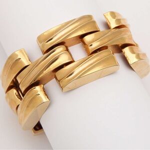 Chunky Link Gold Tone Bracelet